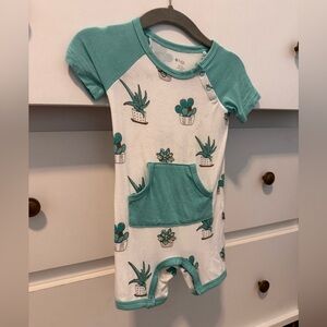Kyte BABY Teal and White Bodysuit
